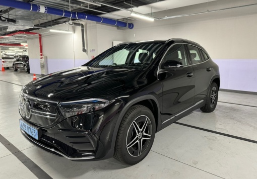 Mercedes-Benz EQA-H243