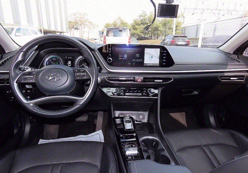 Hyundai Sonata Hybrid (DN8)