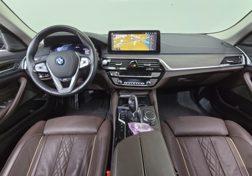 BMW 5 series (G30)