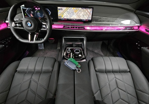 BMW 7 Series (G70)