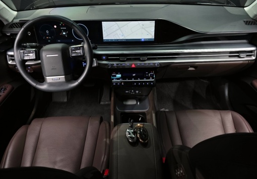 Hyundai Grandeur (GN7)