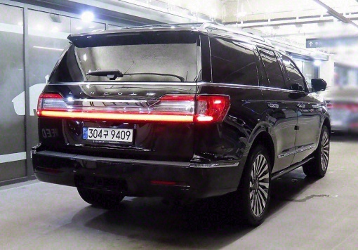 Lincoln Navigator 4th generation