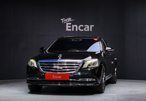 Mercedes-Benz S-Class W222