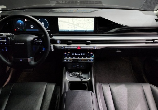 Hyundai Grandeur Hybrid (GN7)