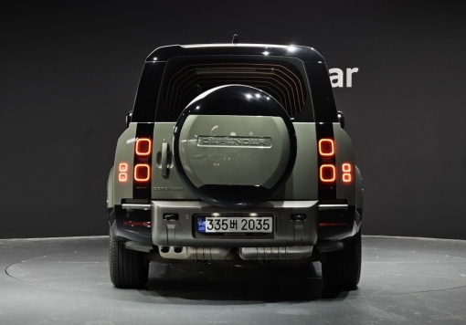 Land rover Defender (L663)