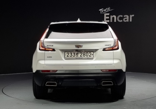 Cadillac XT4