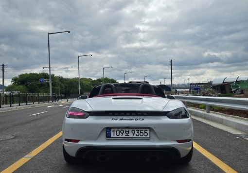 Porsche 718 boxster