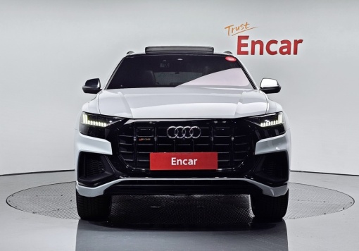 Audi SQ8
