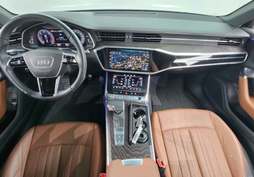 Audi A6 (C8)