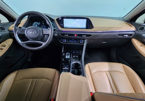 Hyundai Sonata Hybrid (DN8)