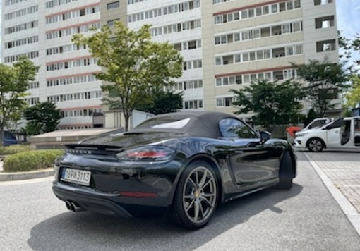 Porsche 718 boxster