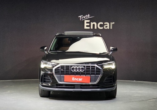 Audi Q3 (F3)