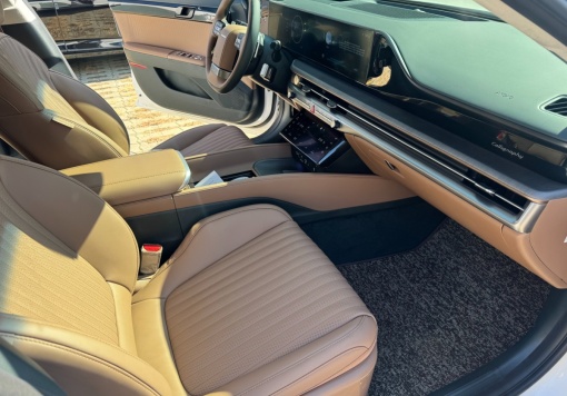 Hyundai Grandeur Hybrid (GN7)