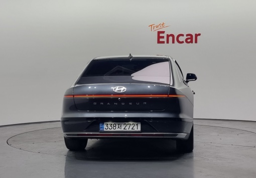 Hyundai Grandeur (GN7)