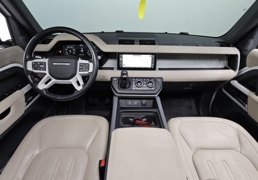 Land rover Defender (L663)