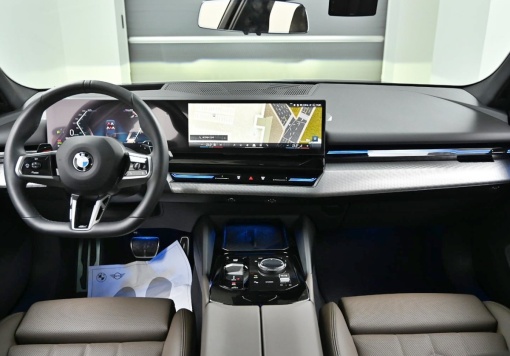 BMW 5 Series (G60)