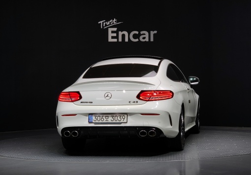 Mercedes-Benz C-Class W205