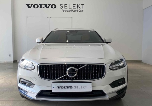 Volvo V90 Cross Country