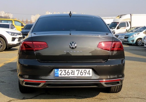 Volkswagen Passat GT (B8)