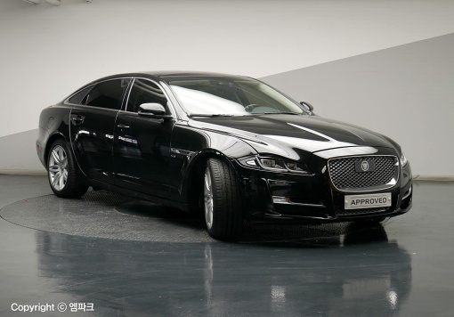 Jaguar All New XJ