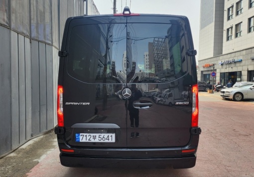 Mercedes-Benz sprinter