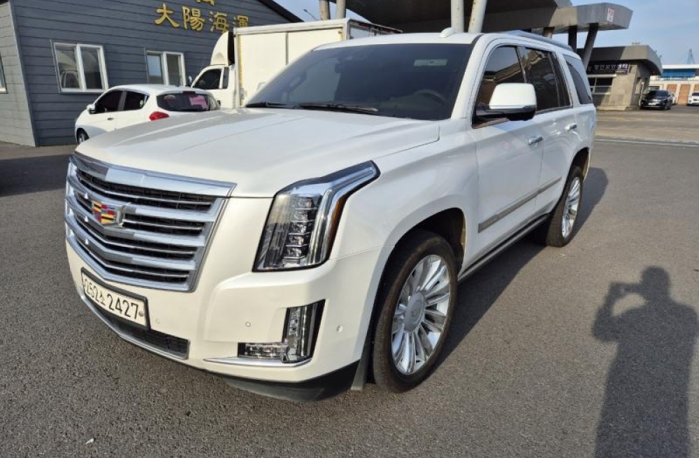 Cadillac escalade