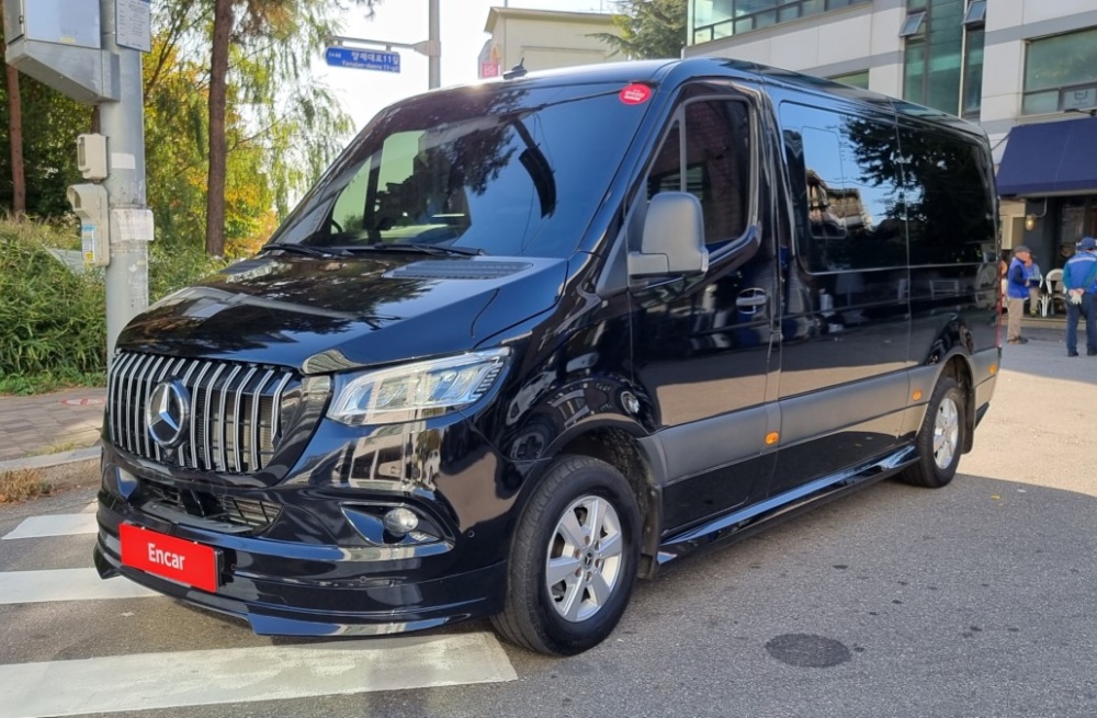 Mercedes-Benz sprinter