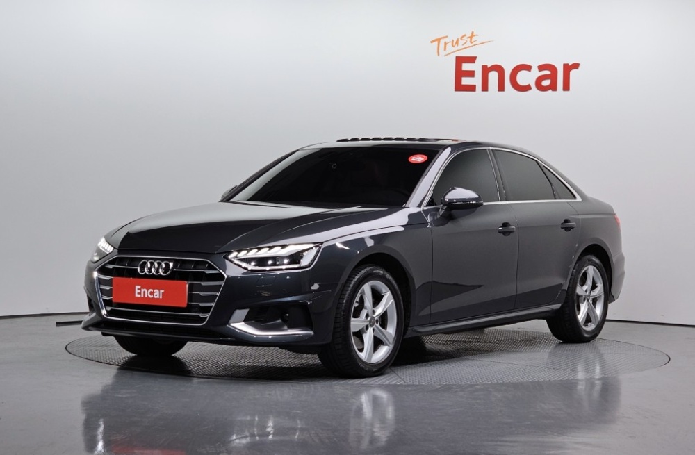 Audi A4 (B9)