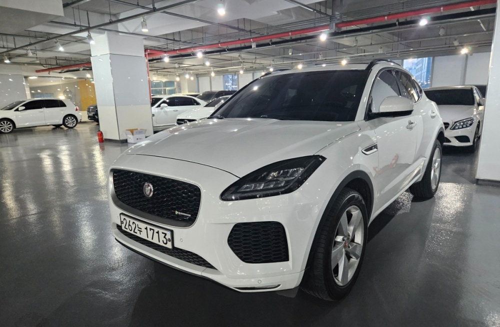 Jaguar E-PACE