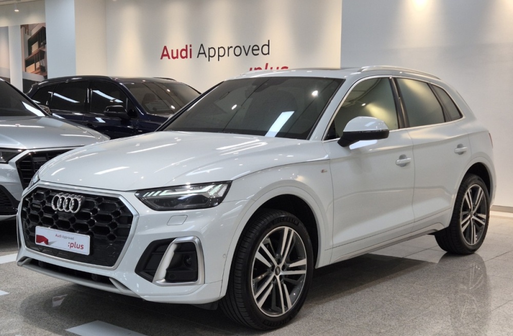 Audi Q5 (FY)