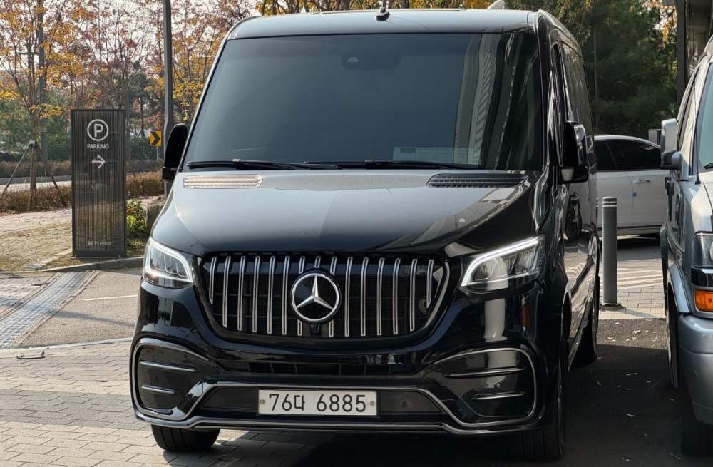 Mercedes-Benz sprinter