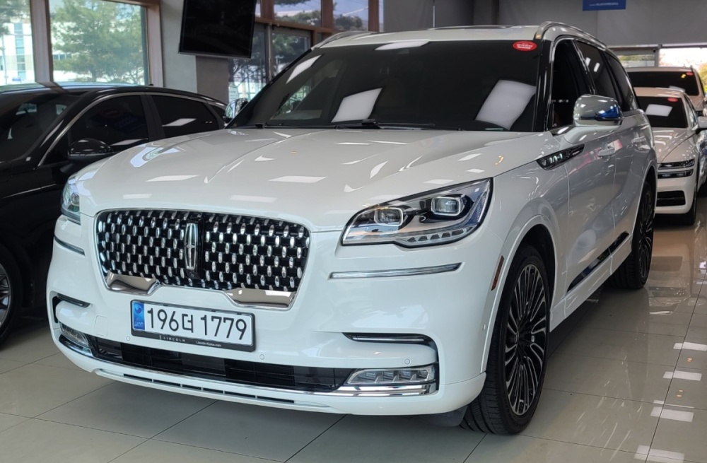 Lincoln Aviator 2nd generation