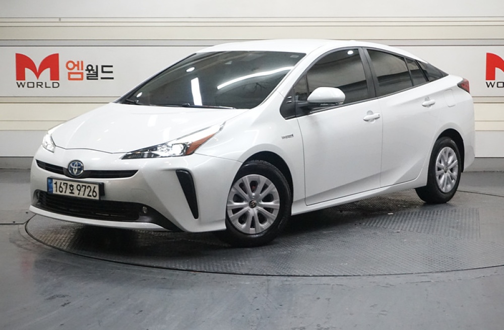 Toyota Prius 4th generation