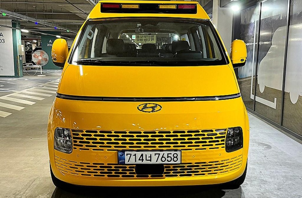 Hyundai Staria