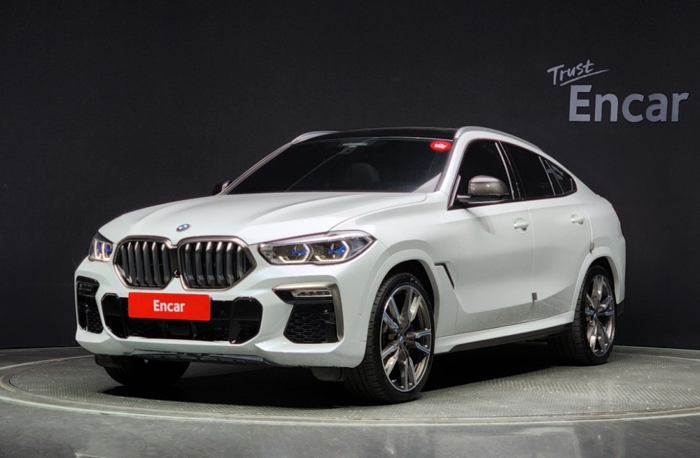 BMW X6 (G06)