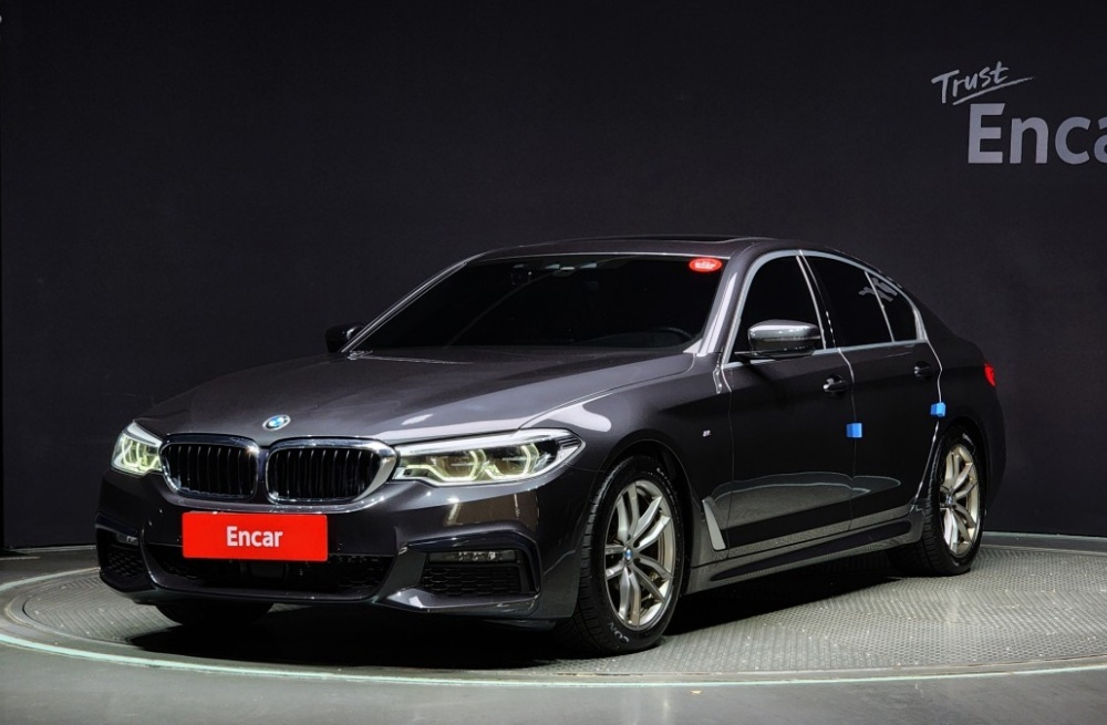 BMW 5 series (G30)