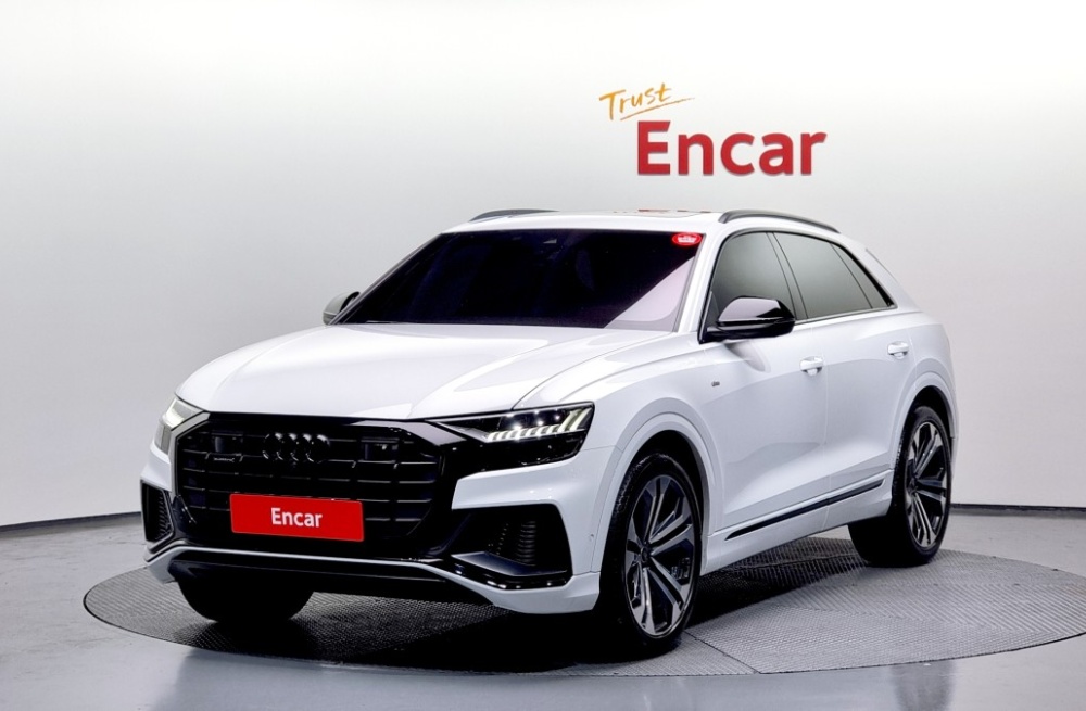 Audi Q8 (4M)