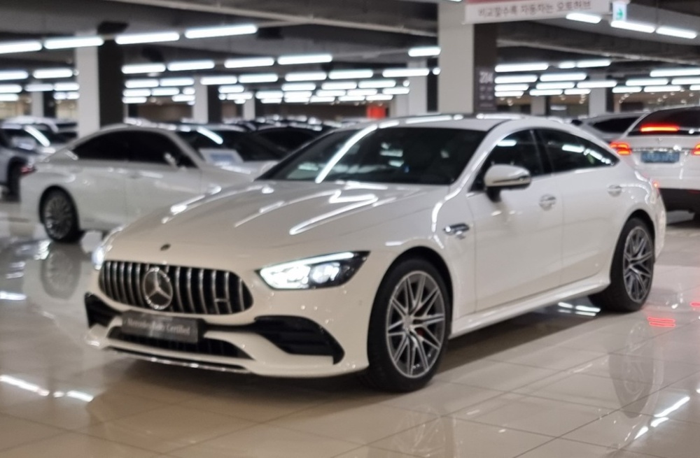 Mercedes-Benz AMG GT