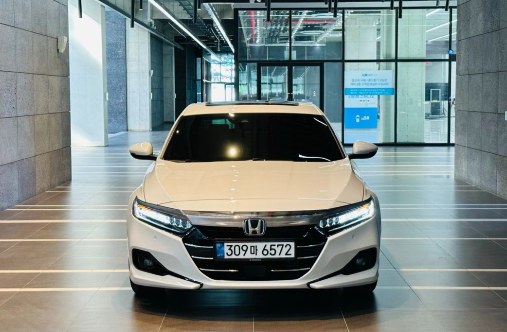 Honda Accord 10th Gen
