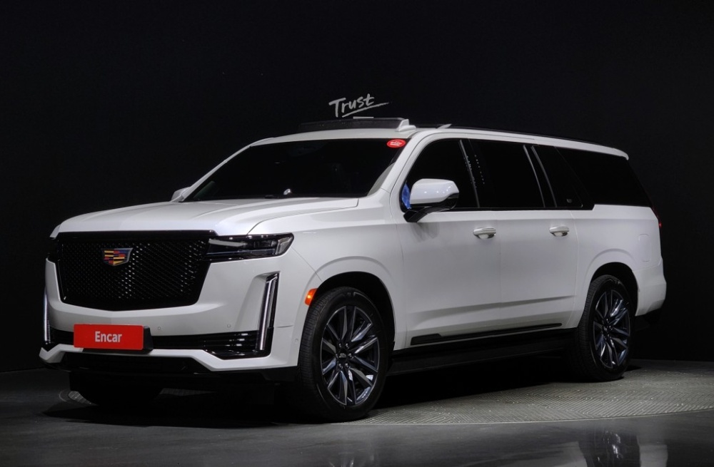 Cadillac Escalade 5th Gen