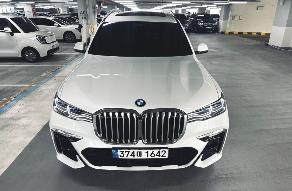 BMW X7 (G07)