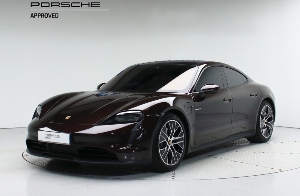 Porsche Taycan