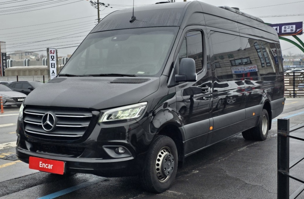 Mercedes-Benz sprinter