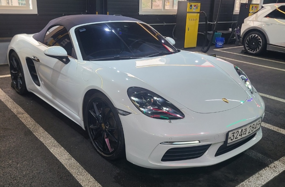 Porsche 718 boxster