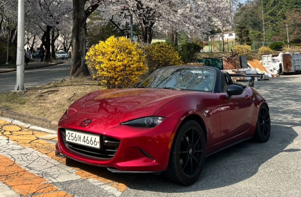 Mazda MX-5 MIATA