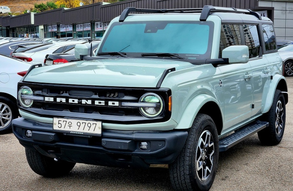 Ford Bronco 6th generation