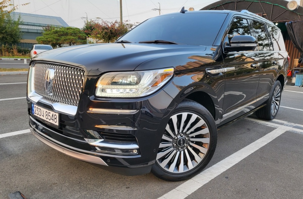 Lincoln navigator