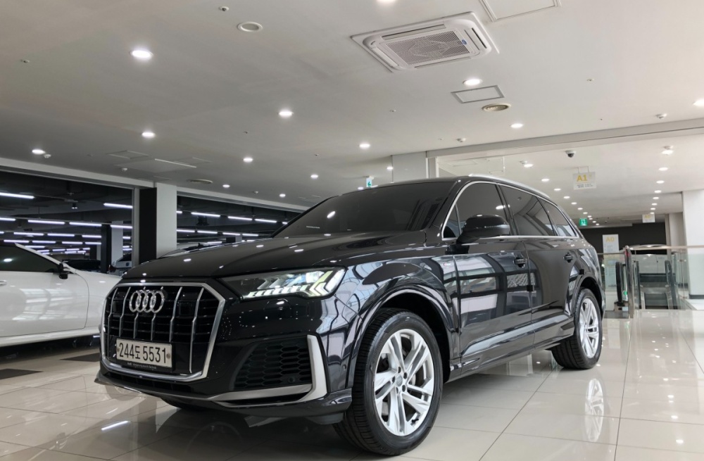 Audi Q7 (4M)