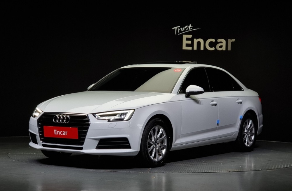 Audi A4 (B9)