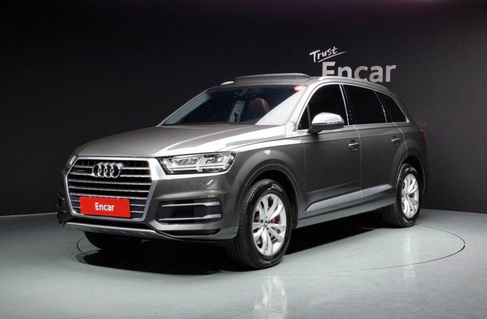 Audi Q7 (4M)